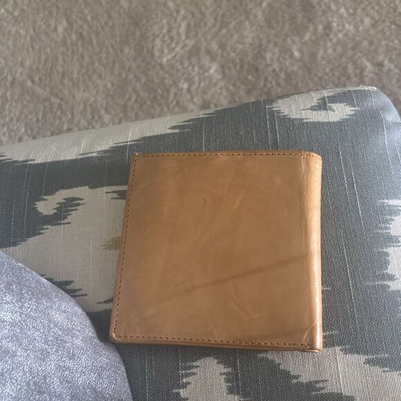 Tan Leather Key Card Holder Minimalist Design - Picture 3 of 5